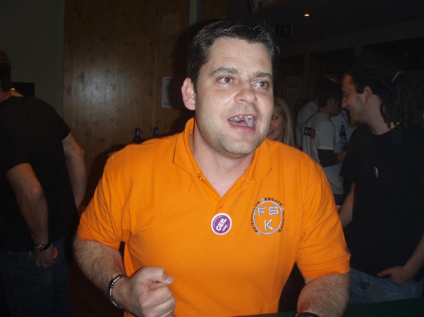 P4108010 (Large)